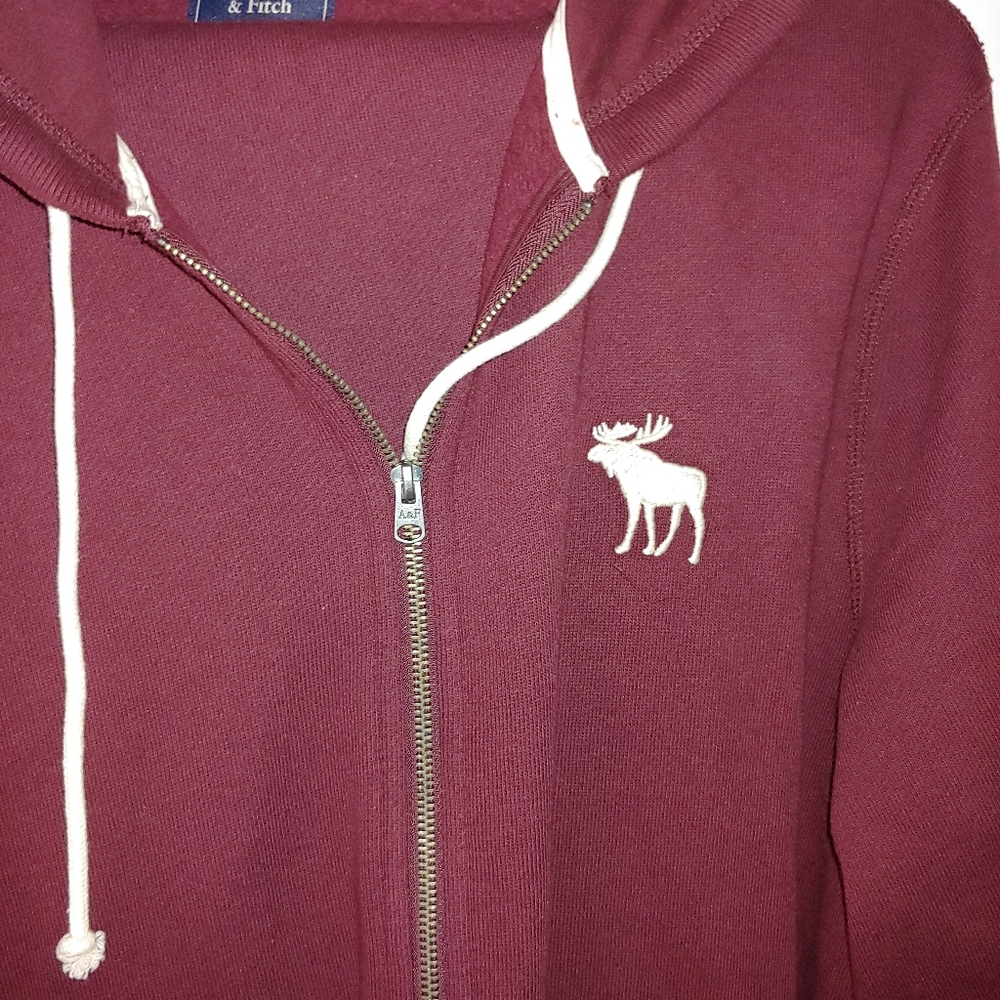 Men's Abercrombie & Fitch Sweat Suit.
